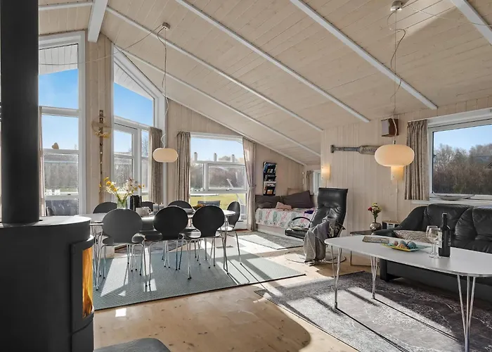 Gorgeous In With Kitchen * Nordenbro Vesteregn